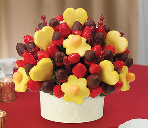 Edible Arrangements® fruit baskets - Berry Chocolate Bouquet® with Hearts