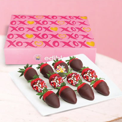 Sweet Lovely Berries Box | Edible Arrangements®
