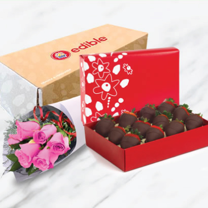 Lovely Berries & Flowers Box | Edible Arrangements®